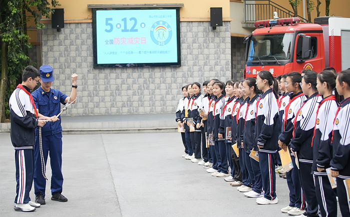 各地開(kāi)展活動(dòng)迎接全國(guó)防災(zāi)減災(zāi)日