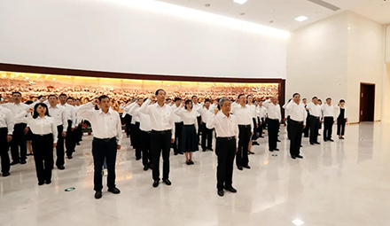 教育部參觀中國共產(chǎn)黨歷史展覽 從百年黨史中汲取教育報國的磅礴力量