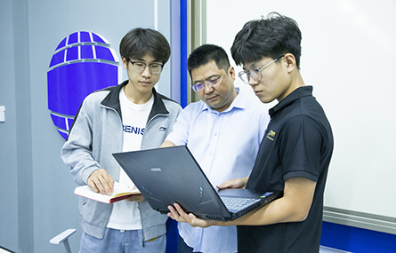 奮力奔跑的職業(yè)教育追夢(mèng)人——記河北工業(yè)職業(yè)技術(shù)大學(xué)教授劉少坤