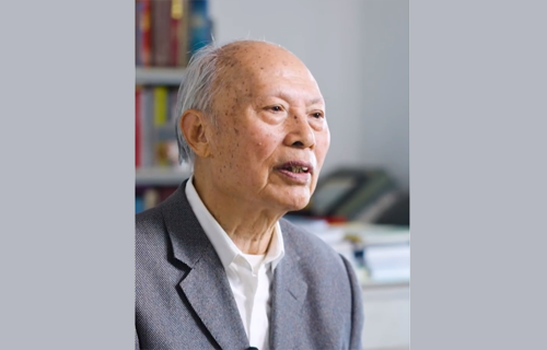 耄耋之年，他依然奮戰(zhàn)在信息科學(xué)領(lǐng)域“第一線”！