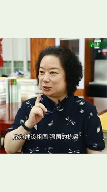 她43年堅守“溫暖”，為孩子們“點亮一盞燈”