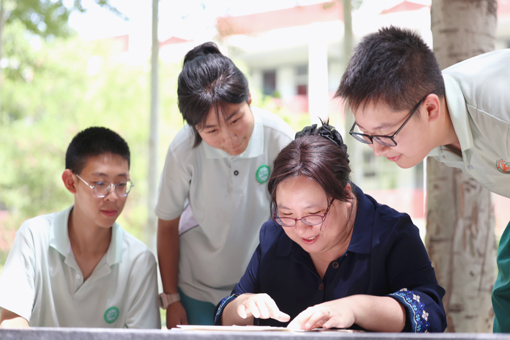 守望鄉(xiāng)村二十余載，她書寫鄉(xiāng)村教育者的“不平凡”